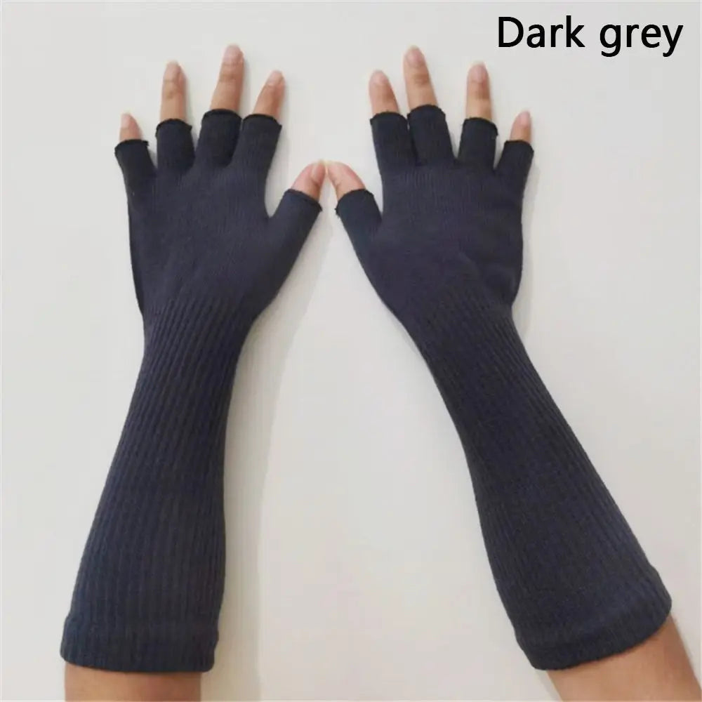 Long fingerless gloves in dark grey, Calm Pebble colour