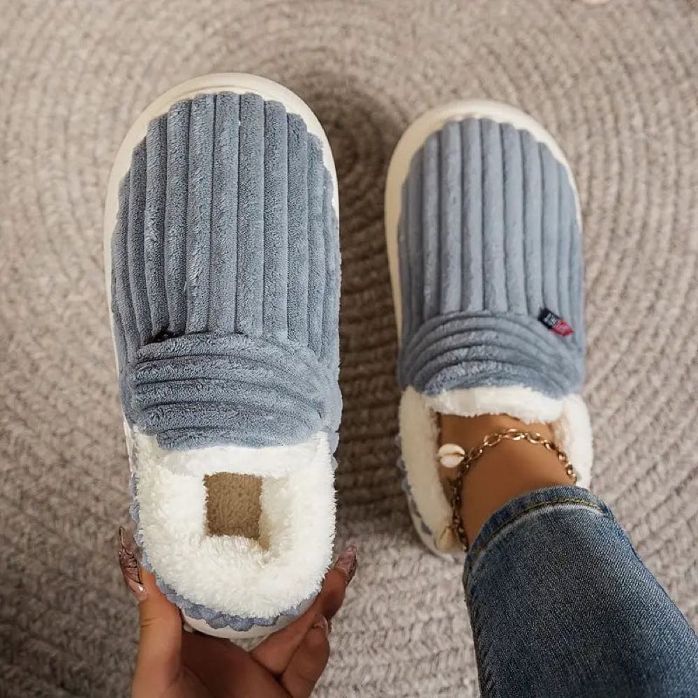 Grey WarmStep winter slippers seen from above