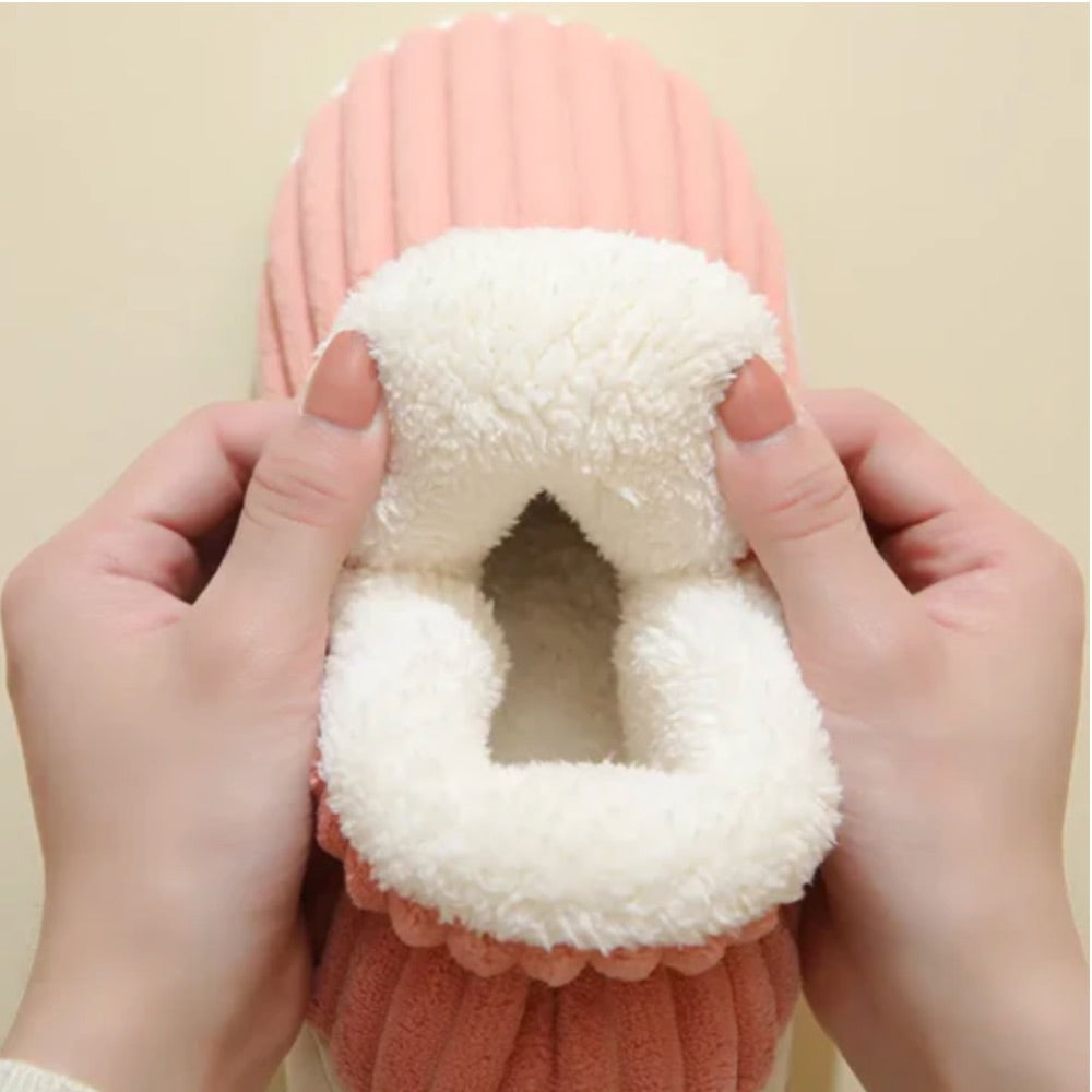 Close-up of the thick, fluffy plush lining inside the slipper